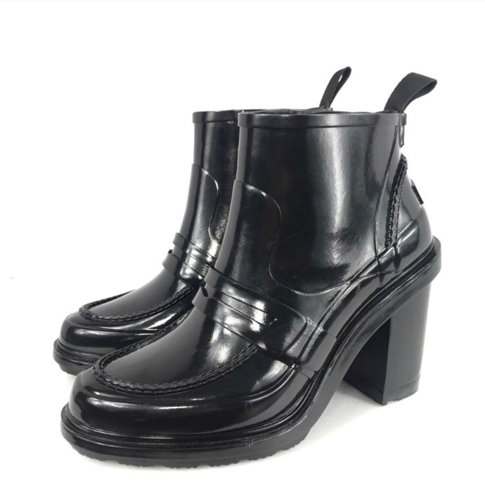 Short penny loafer style Hunter boot